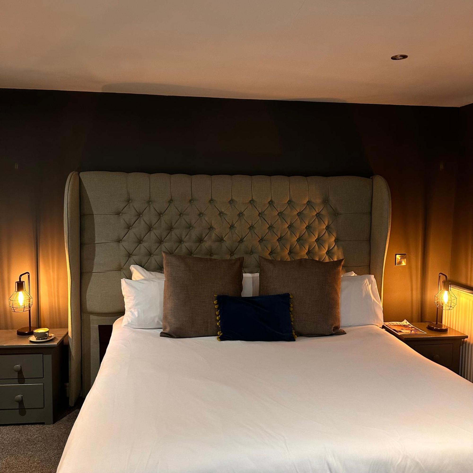 The Vicarage Hotel Холмс Чапел Екстериор снимка