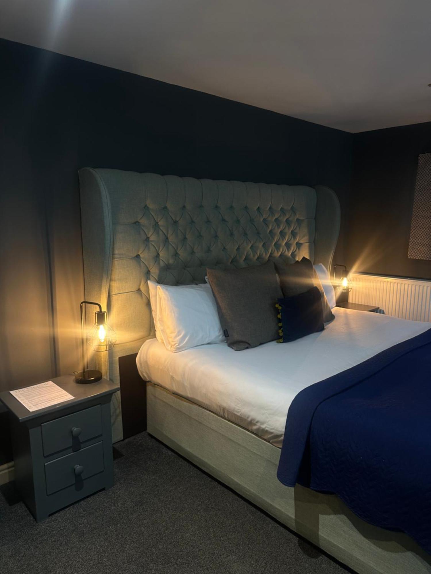 The Vicarage Hotel Холмс Чапел Екстериор снимка